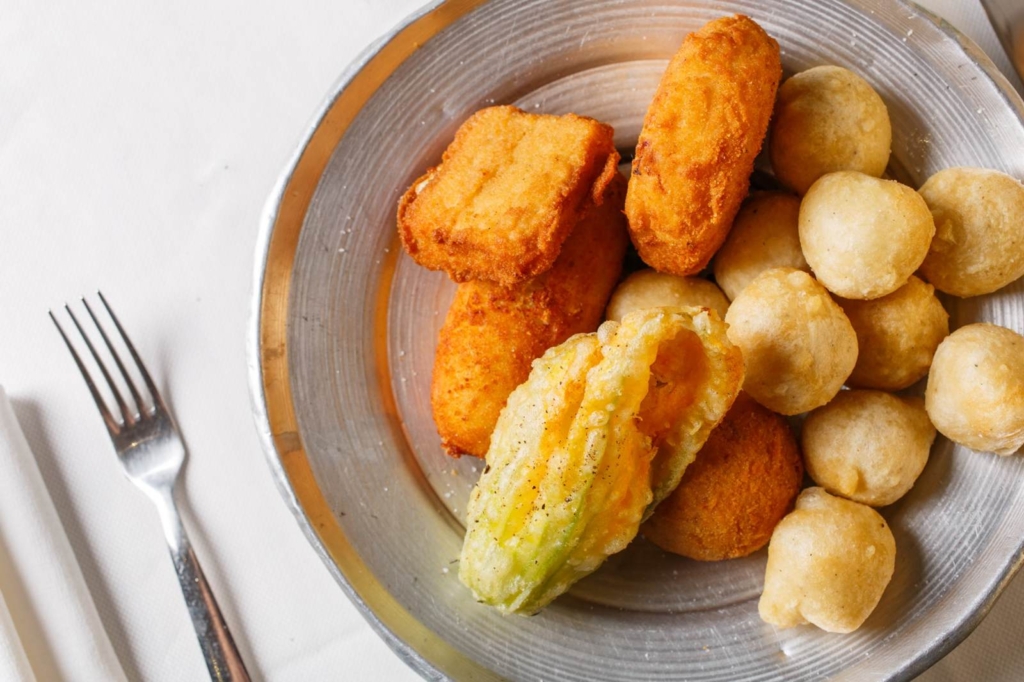 Fiori di zucca ripieni alla romana