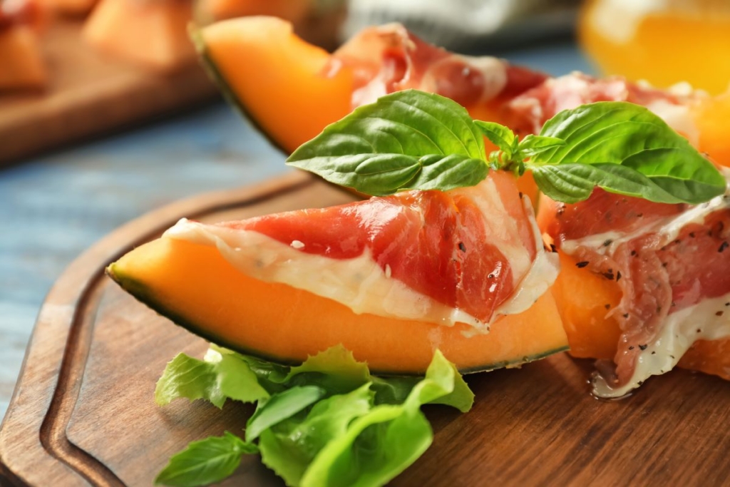 prosciutto z melonem